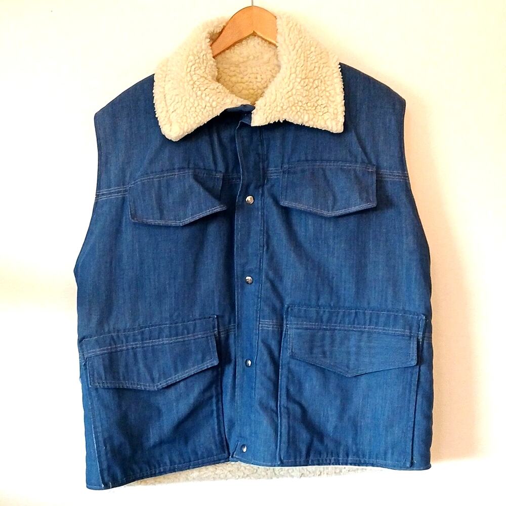Vintage 70s Sherpa Lined Denim Vest With Four Pockets Thick Warm